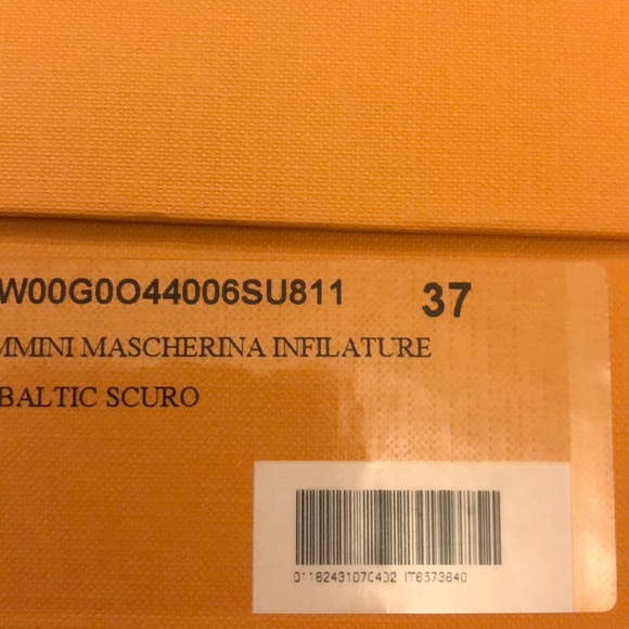 Shoe - Picture 5 of 5